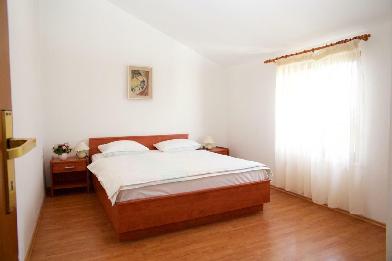 Apartments Fjaka Светі Филип-і-Яков Екстер'єр фото